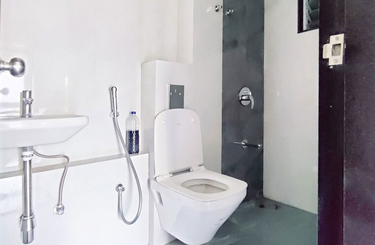 Bathroom, tilak nagar Pg For Boys In Tilak Nagar 10136539