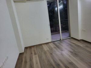 Room in 2 BHK Apartment at Hero Homes Gurgaon, Sector 104 – for Rent