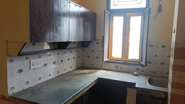 Kitchen, vaishali sector 3 2 Bedroom 650 Sq.Ft. Builder Floor In Vaishali Sector 3 Ghaziabad 10136711