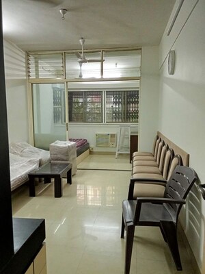 1 BHK Apartment For Rent in Juhu