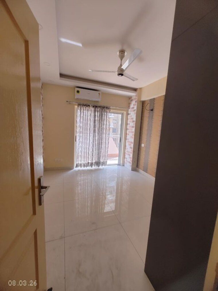 Bathroom, signature-global-city 3.5 Bedroom 1412 Sq.Ft. Apartment In Sector 37d Gurgaon 10136713