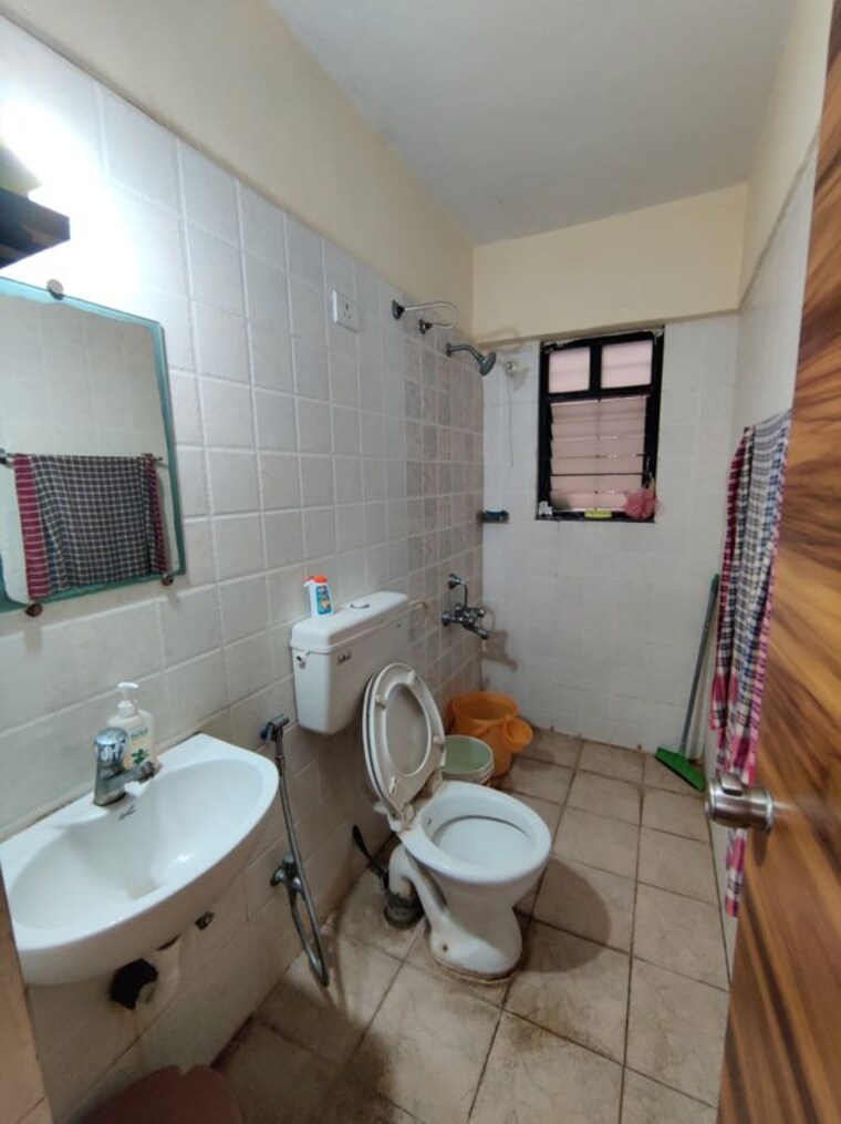 Bathroom, punawale 2 Bedroom 680 Sq.Ft. Apartment In Punawale Pune 10136779