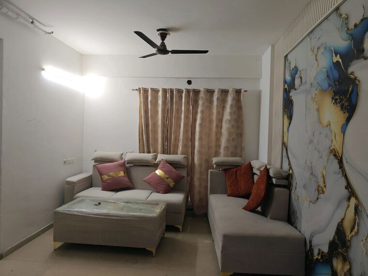 Living Room, shri-radha-sky-gardens 3 Bedroom 1465 Sq.Ft. Apartment In Sector 16b Greater Noida Greater Noida 10136858
