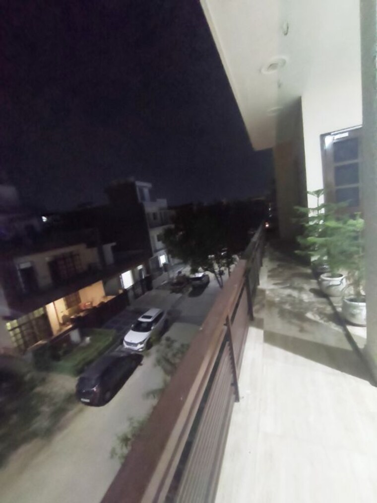 Balcony, sector 67 2 Bedroom 250 Sq.Ft. Villa In Sector 67 Mohali 10136857