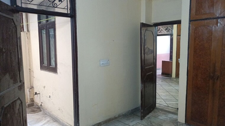 Room, vaishali sector 5 1 Bedroom 560 Sq.Ft. Builder Floor In Vaishali Sector 5 Ghaziabad 10136891