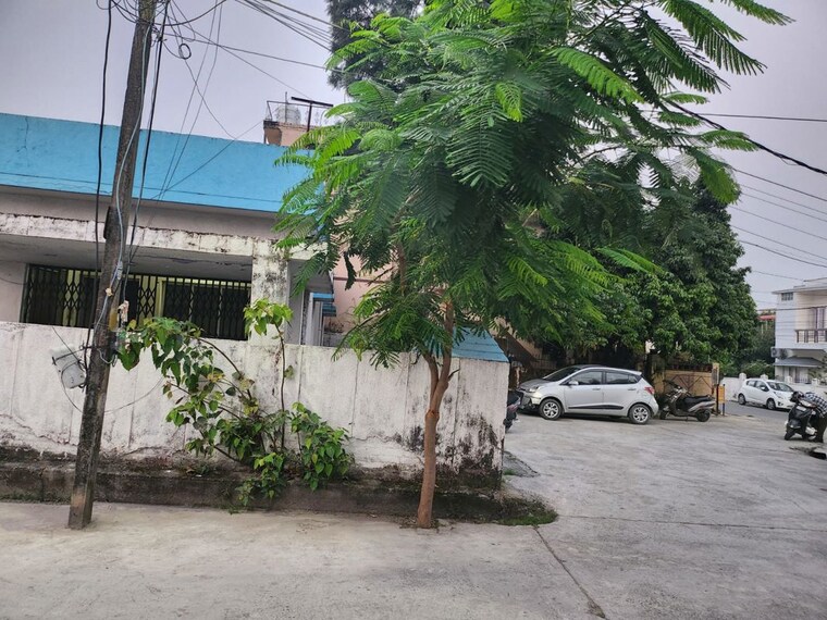 Exterior View, vijay park Commercial Office Space 1500 Sq.Ft. In Vijay Park Dehradun 10136944