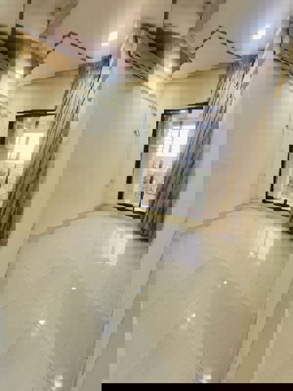 2 BHK + Pooja Room 400 Sq.Ft. Apartment in Rustomjee Urbania Aurelia