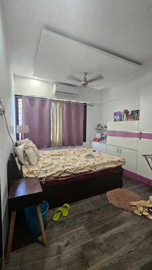 Bedroom in 2 BHK Apartment at Purbani Heights, Chembur – for Rent