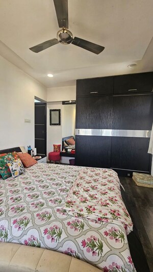 Bedroom in 2 BHK Apartment at Purbani Heights, Chembur – for Rent