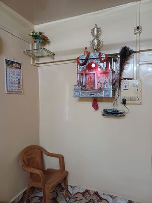 Furnished Amenities in 1 RK Apartment at Navbharat Sahyog CHS, Goregaon East – for Rent