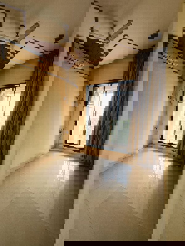 2 BHK + Pooja Room 680 Sq.Ft. Apartment in Rustomjee Urbania Aurelia