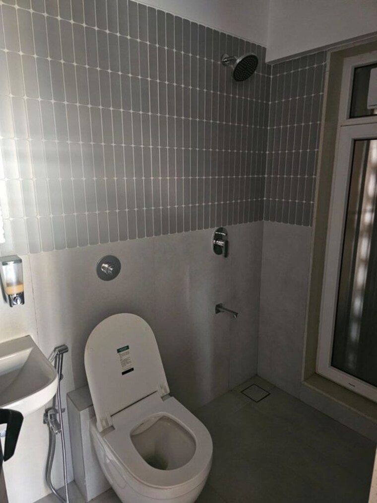 Bathroom, mahavir-arham-mourya 2 Bedroom 757 Sq.Ft. Apartment In Chembur Mumbai 10137003