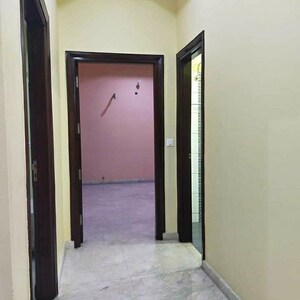 1 BHK Builder Floor For Sale in Mandawali