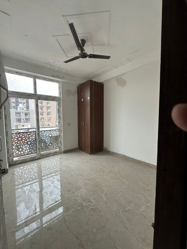 Room, baraula 1 Bedroom 450 Sq.Ft. Builder Floor In Baraula Noida 10137021