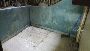 Living Room in 1 BHK Builder Floor at Vaishali Sector 5 – for Rent