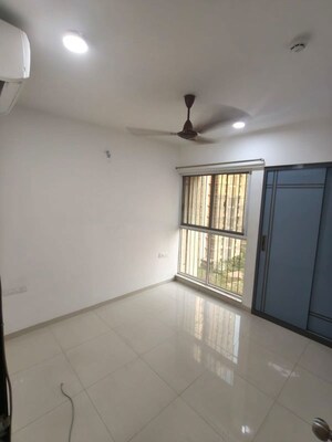 Room in 2.5 BHK Apartment at Lodha Codename Premier, Dombivli East – for Rent