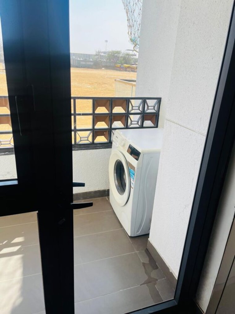 Balcony, birla-navya-anaika 4 Bedroom 2600 Sq.Ft. Apartment In Sector 63a Gurgaon 10137024