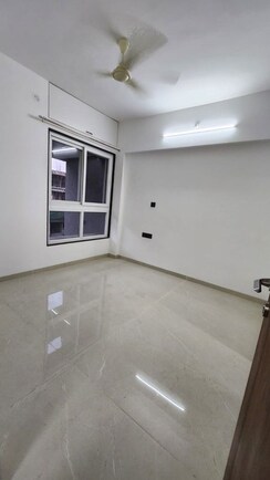 2 BHK Apartment For Rent in Pristine Allure