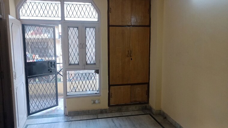 Room, vaishali sector 5 1 Bedroom 550 Sq.Ft. Builder Floor In Vaishali Sector 5 Ghaziabad 10137064