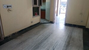 Room in 1 BHK Builder Floor at Vaishali Sector 5 – for Rent