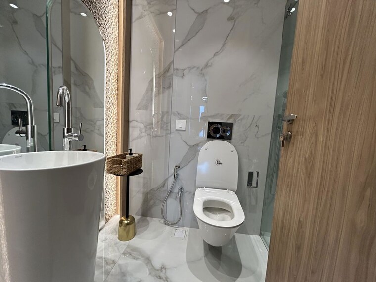 Bathroom, peninsula-salsette-27 3 Bedroom 1190 Sq.Ft. Apartment In Byculla Mumbai 10137075