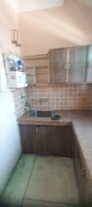 Furnished Amenities in 1 BHK Builder Floor at Sector 47 – for Rent