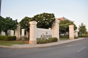  Plot – Exterior View View at DLF Alameda, Sector 73 - for Sale