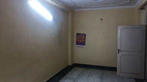 Living Room in 1 BHK Builder Floor at Vaishali Sector 5 – for Rent