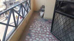Balcony in 1 BHK Builder Floor at Vaishali Sector 5 – for Rent