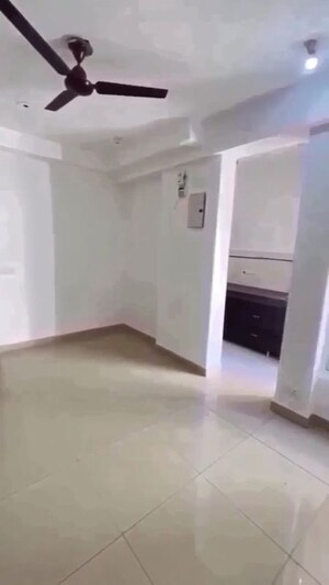 Room in 2 BHK Apartment at Ajnara Le Garden, Sector 16b Greater Noida – for Sale