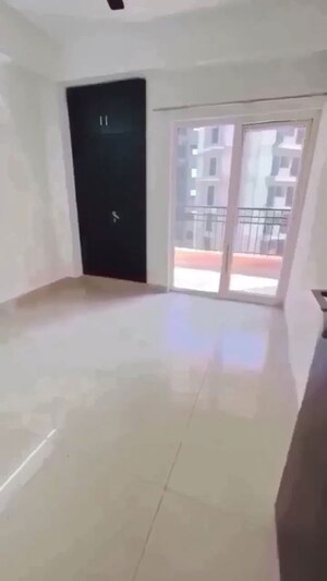 2 BHK Apartment For Sale in Ajnara Le Garden, Sector 16b Greater Noida