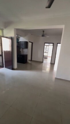 2.5 BHK + Study Room Apartment For Sale in Supertech Livingston