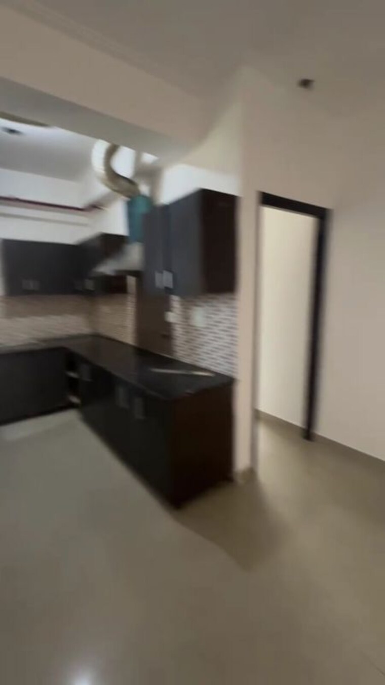 Living Room, supertech-livingston 2.5 Bedroom 1320 Sq.Ft. Apartment In Sain Vihar Ghaziabad 10137133