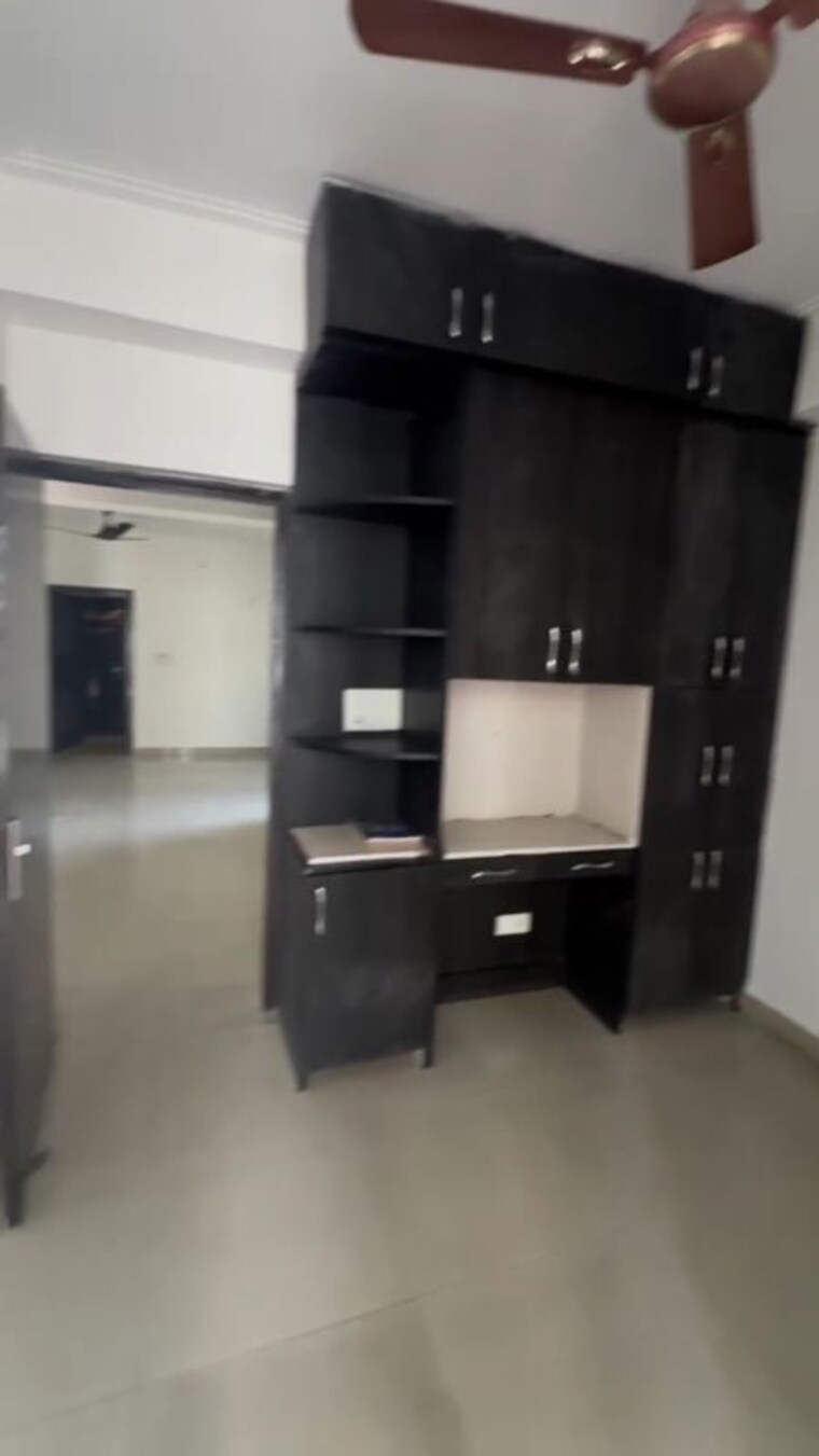 Kitchen, supertech-livingston 2.5 Bedroom 1320 Sq.Ft. Apartment In Sain Vihar Ghaziabad 10137133