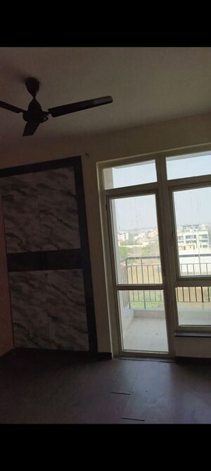 Room in 4 BHK Builder Floor at Parklands, Sector 85 – for Rent