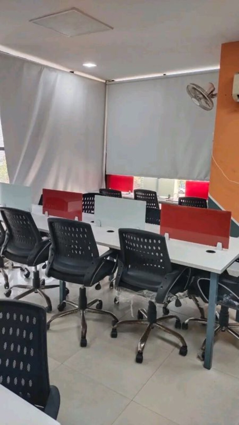 Team Area, sector 2 Commercial Office Space 400 Sq.Ft. In Sector 2 Noida 10137181