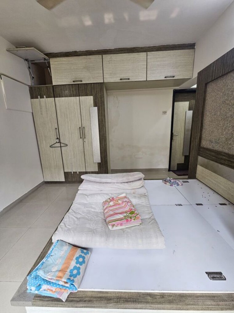 Bedroom, thakur-jewel-tower 4 Bedroom 1875 Sq.Ft. Apartment In Kandivali East Mumbai 10137191