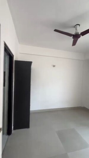 Room in 2 BHK Apartment at Supertech Livingston, Sain Vihar – for Sale
