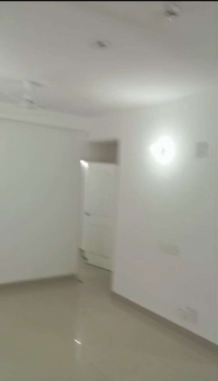 Room, rg-luxury-homes 2.5 Bedroom 1380 Sq.Ft. Apartment In Sector 16b Greater Noida Greater Noida 10137193