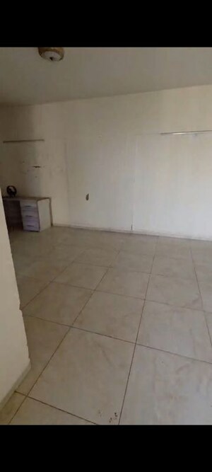 Bathroom in 3 BHK Apartment at BPTP Discovery Park, Sector 80 – for Rent