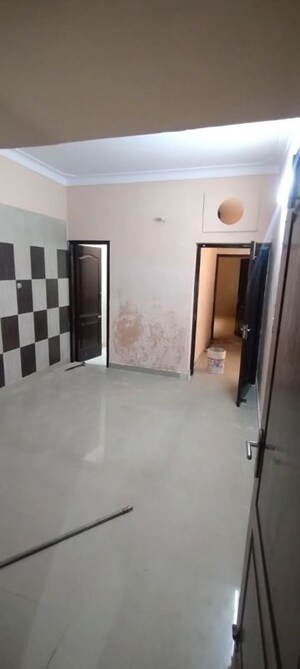 Room in 3 BHK Apartment at Puri Anand Villas Phase II, Sector 81 – for Rent