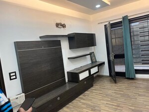 Parking in 3.5 BHK Independent House at Sector 10 – for Rent