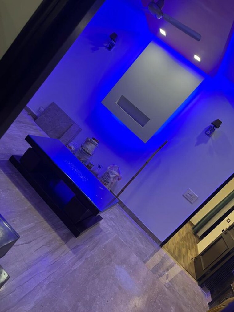 undefined, sector 10 3.5 Bedroom 270 Sq.Ft. Independent House In Sector 10 Gurgaon 10137240