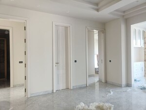 Building Lobby in 3 BHK Builder Floor at Defence Colony – for Rent