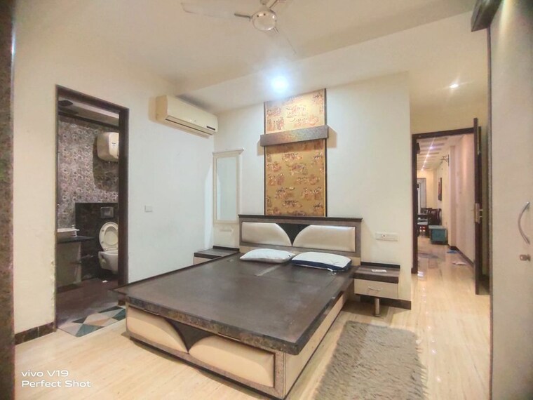 Living Room, east of kailash 3 Bedroom 125 Sq.Yd. Builder Floor In East Of Kailash Delhi 10137290