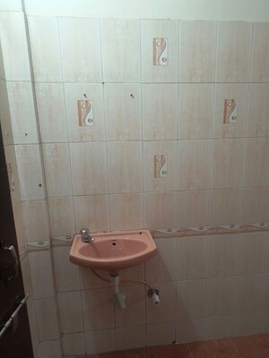 Bathroom in 1.5 BHK Apartment at Ganesh Nagar – for Rent