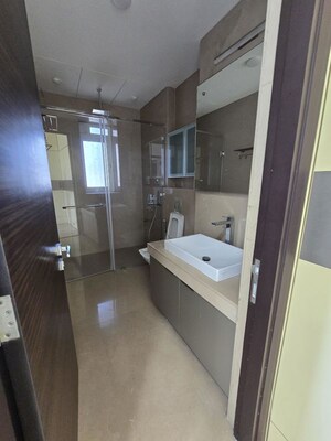 Attached Bathroom in 3 BHK Apartment at Raheja Imperia, Worli – for Sale