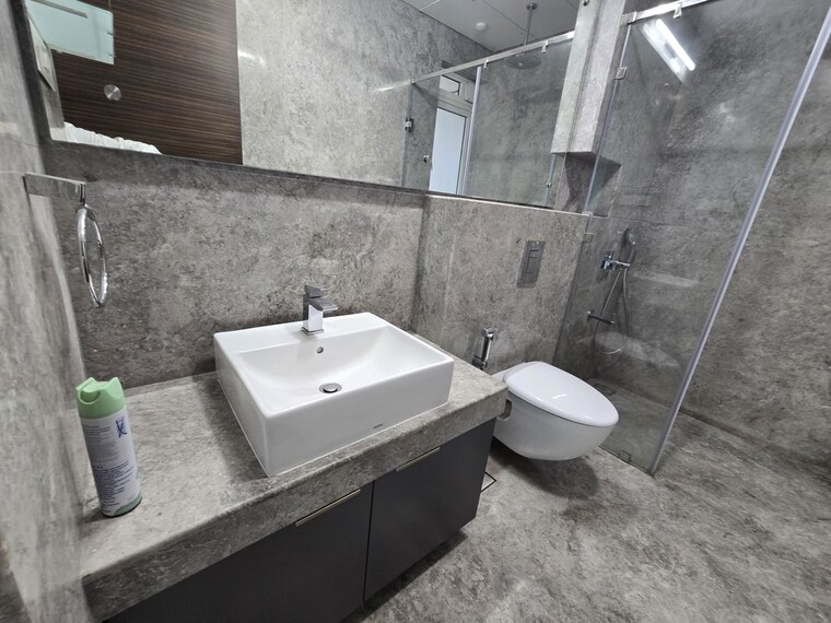 Bathroom, raheja-imperia 3 Bedroom 1290 Sq.Ft. Apartment In Worli Mumbai 10137304
