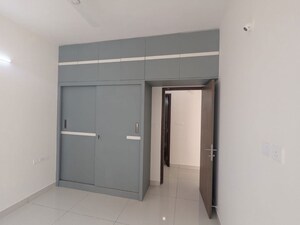 Room in 2 BHK Apartment at Eden Park At The Prestige City, Sarjapur Road – for Rent