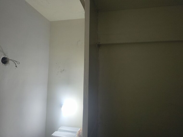Room, kurla east 1 Bedroom 310 Sq.Ft. Apartment In Kurla East Mumbai 10137312
